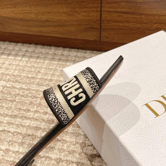 DIOR Dway Slide Sandals in Deep Black Embroidered Cotton - Picture 3 of 9